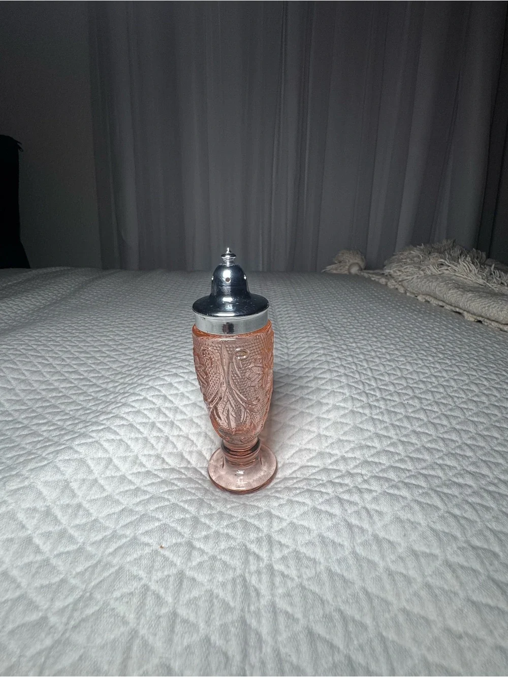 Vintage Tiara Indiana Glass Sandwich Peach Footed Salt Pepper Shaker ONE ONLY